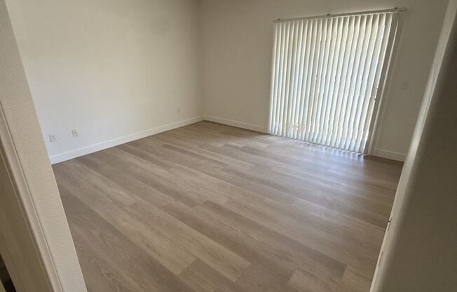 2 beds, 2 baths, $1,450, Unit # 2612