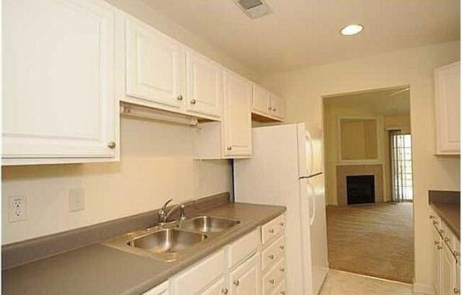 2 Bedroom 2 Bath Townhouse in Meridian Place - James Island