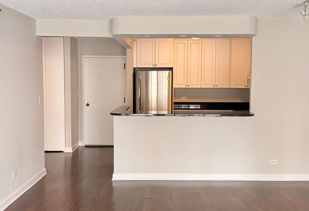 1 bed, 1 bath, 829 sqft, $2,562, Unit 0903