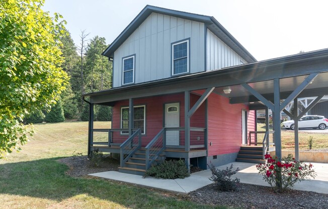 Charming Two-Bedroom in North Asheville