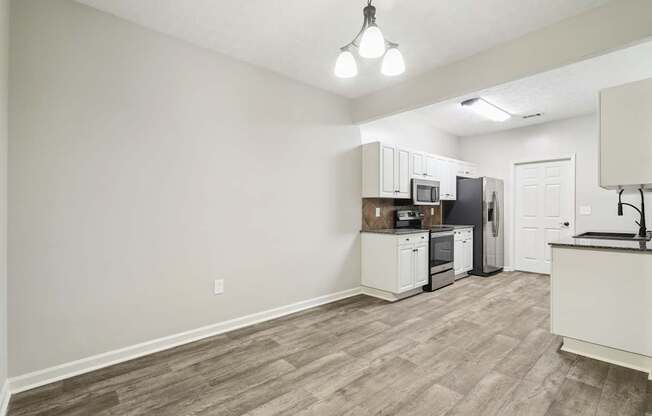 2 Bedroom Dining Room at Grand Reserve Columbus in Columbus GA