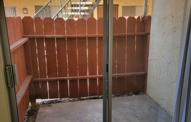 Studio, 1 bath, 450 sqft, $1,110, Unit 181