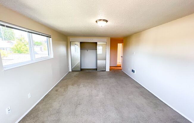 4 beds, 2 baths, 1,732 sqft, $4,595, Unit 100