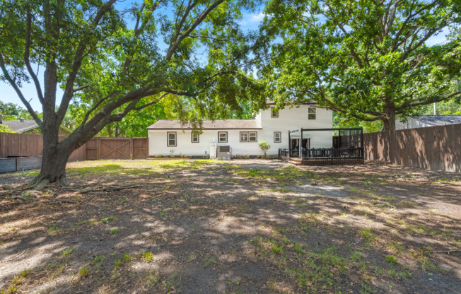 2720 N OAKRIDGE CIR