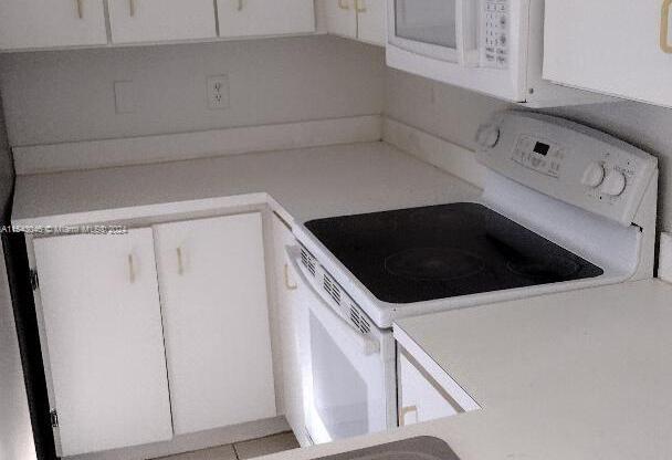 443 NE 210 CIR TER