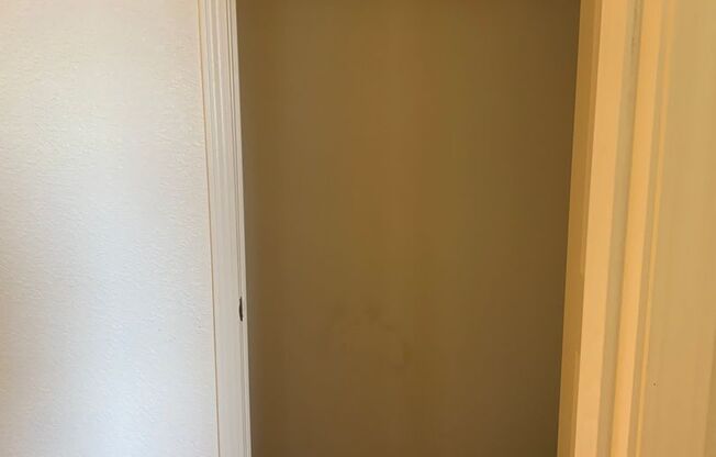 1 bed, 1 bath, 630 sqft, $625, Unit # 6