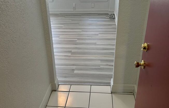 Studio, 1 bath, 340 sqft, $1,695, Unit 514