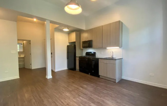 5051 North Kenmore Ave.