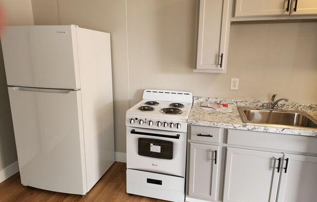 #1050-W Pierson St, LLC