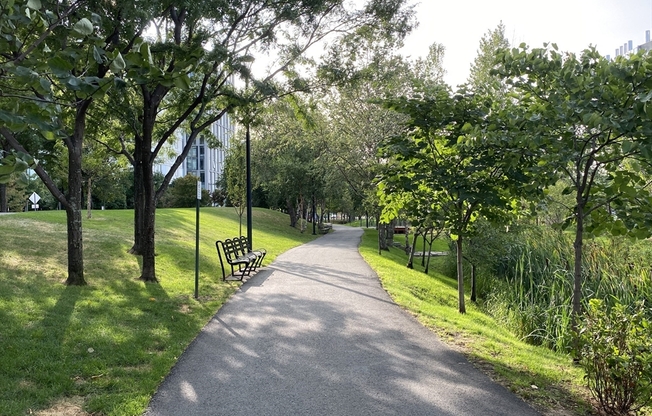 1 bed, 1.5 baths, 826 sqft, $3,350, Unit 527