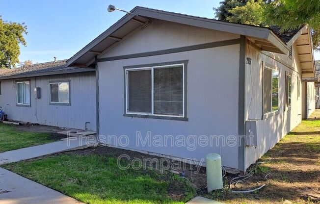 2167 S MARTIN LUTHER KING