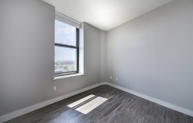 1 bed, 1 bath, 578 sqft, $2,050, Unit 807
