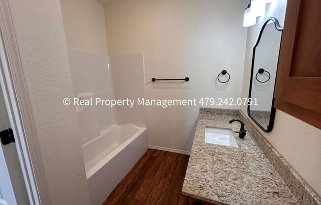 3 beds, 2 baths, $1,600