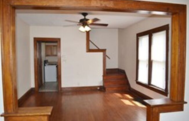 260 E Maynard