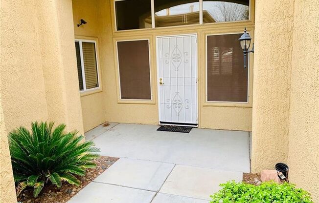 Clean and comfortable townhome in Sun City Summerlin!