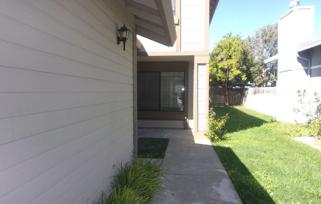 3 beds, 2.5 baths, $2,700, Unit Vacaville, CA  95687