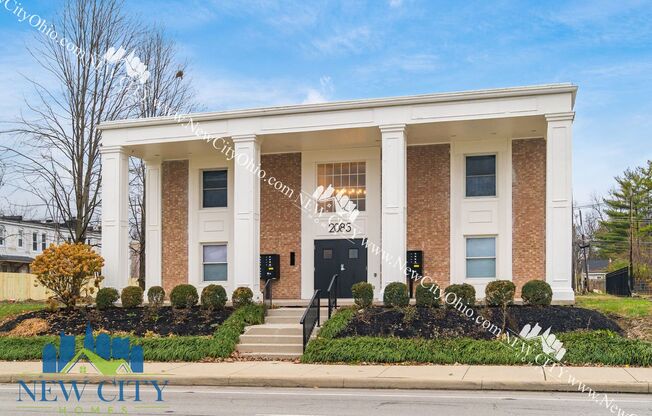 2085 Building - New Rennovated 1 & 2 bedrooms starting at $989!