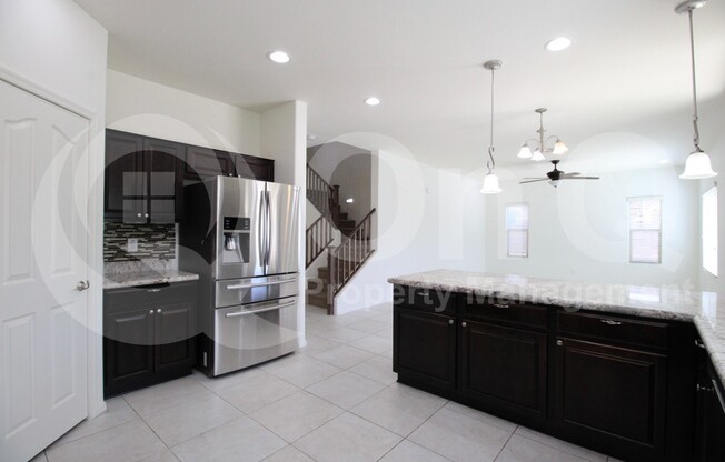 1819 W BONANZA DR