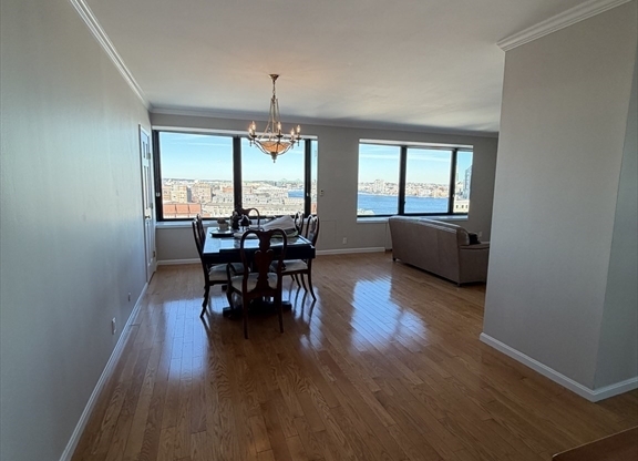 1 bed, 1.5 baths, 1,380 sqft, $6,695, Unit 17B