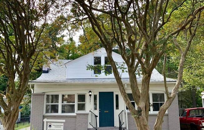 2821 Vincent Ave.