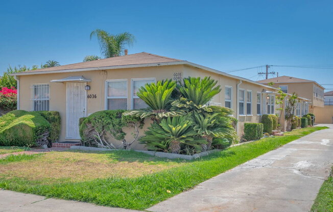6050 1/2 10 AVE