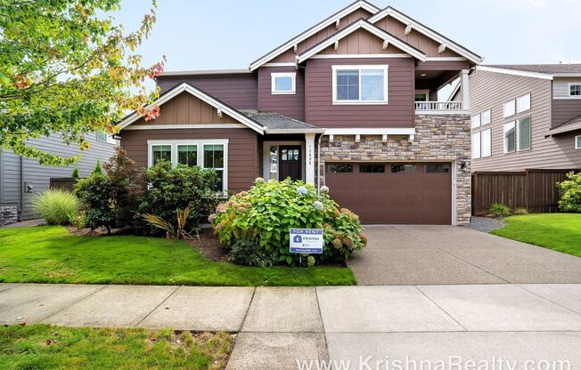 Gorgeous 5 BD* 2.5 BA* Single Family Home Located In Bethany Heights Community!