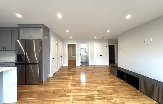 39 RICH ST