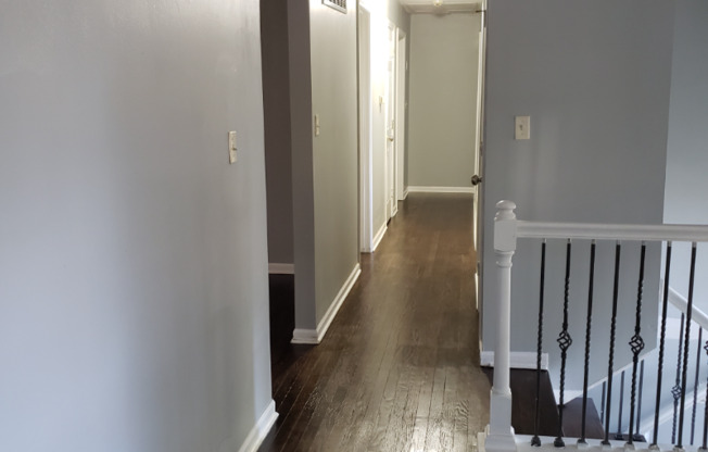 7808 E 128 ST