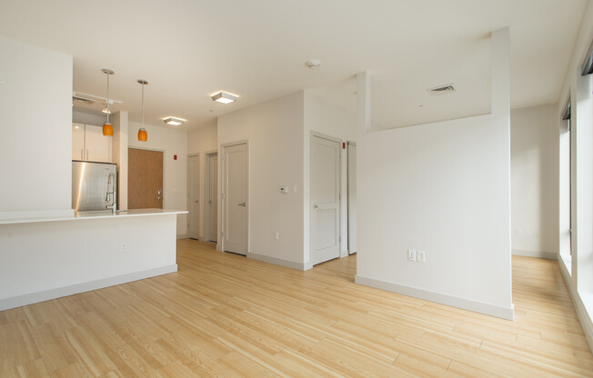 Studio, 1 bath, 570 sqft, $2,970, Unit 331