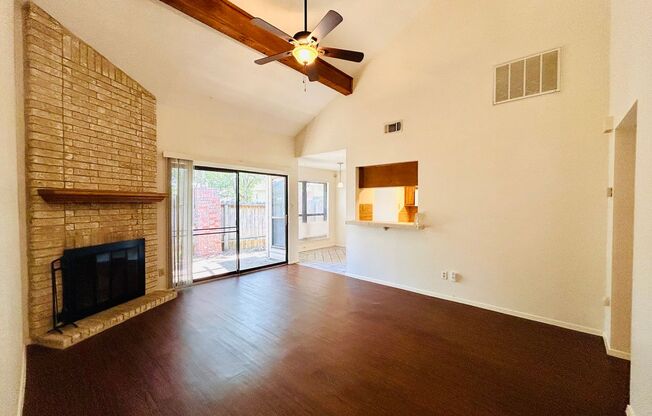 3801 Manchaca Rd #1 78704 | 1 bed 1 bath $1495