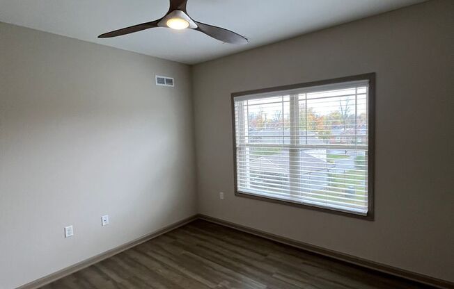 2 beds, 2 baths, 929 sqft, $1,025, Unit 1720-B07