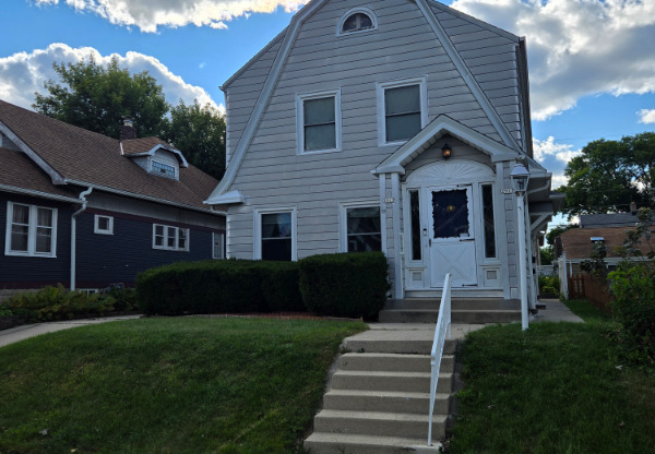 2913 N 55 ST