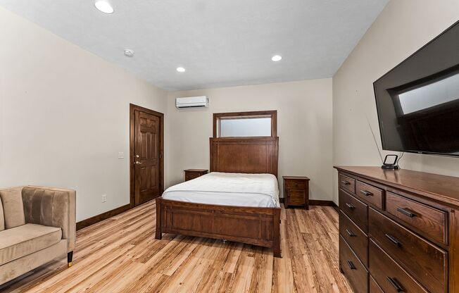 Modern Studio Apartment North Sioux Falls.