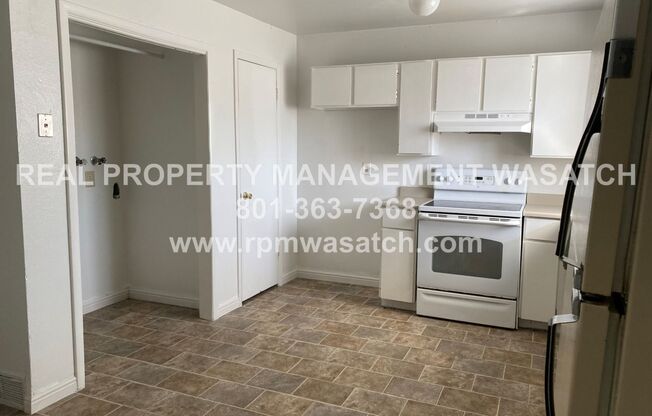 3 beds, 1.5 baths, $1,550