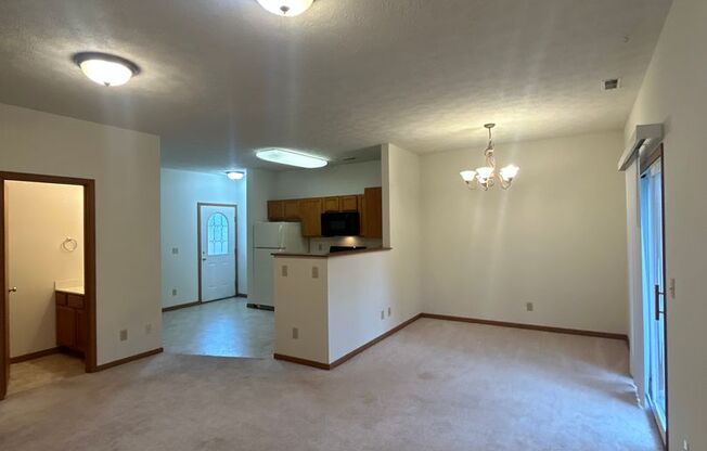 3 Bedroom Townhome - Short & Long Term Lease Options Available!