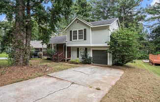 3 bdrm, 2.5 bath in Lithonia