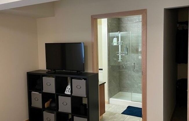 Oregon Apartments