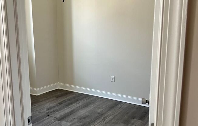 2 beds, 1 bath, 600 sqft, $1,400