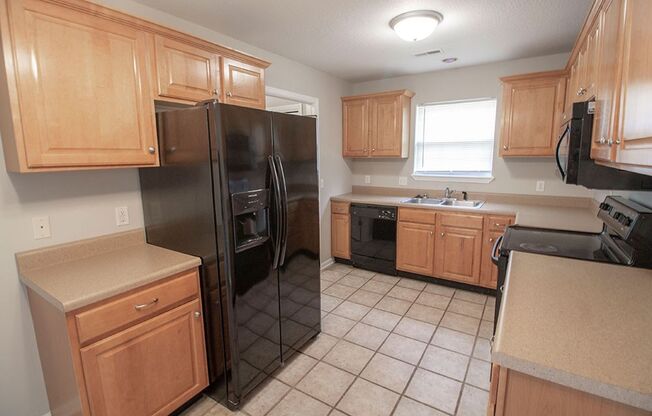 3 beds, 2 baths, $1,750