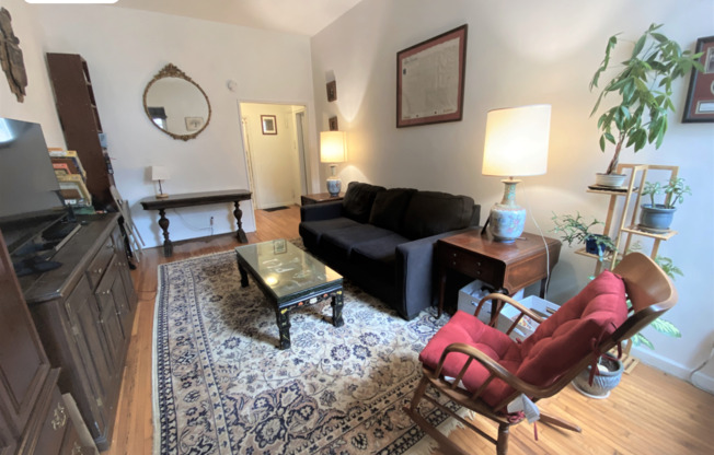 103 W 74 ST