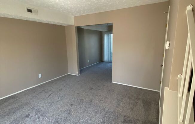 2 beds, 1 bath, 869 sqft, $1,159, Unit 12719T