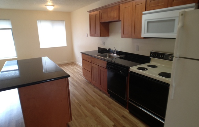 1 bed, 1 bath, 600 sqft, $1,395, Unit 6