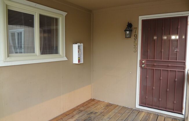 AVAILABLE NOW! Beautiful 2 Bedroom 2 Bath Condo in Citrus Heights!!!