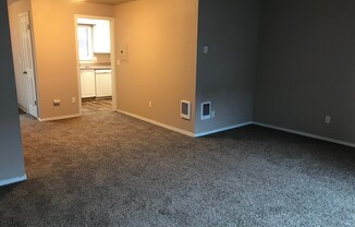 2 beds, 1.5 baths, 1,150 sqft, $1,650, Unit 24