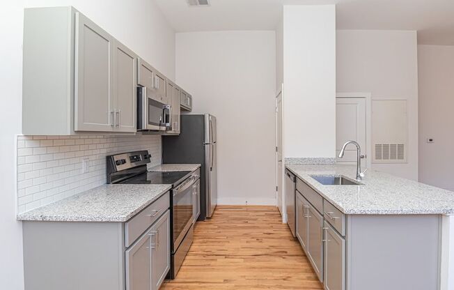 1 bed, 1 bath, 605 sqft, $1,575, Unit Unit 202