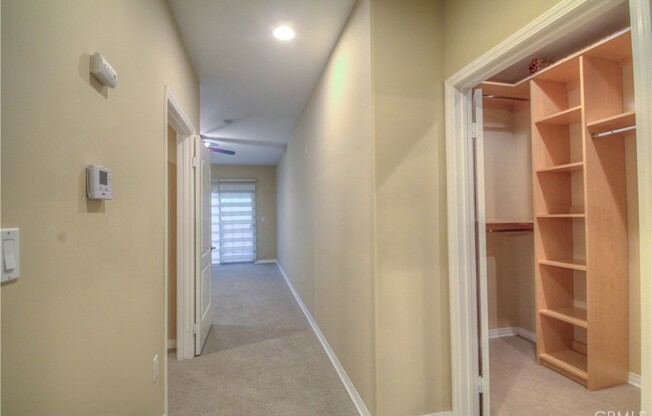 4551 COLDWATER CYN AVE