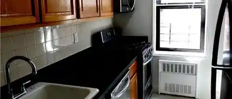 10850 62 DR