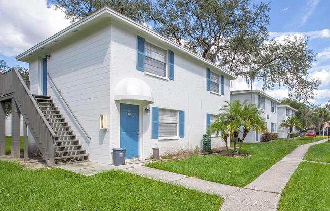 Timber Trace Apartments - Apartment Living in Tampa, FL