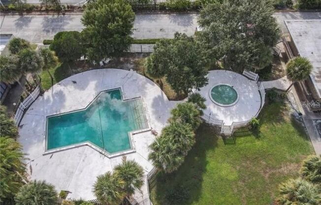 Studio apartment including Water, Electric and Cable TV. Community pool.