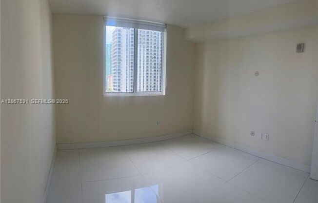 3 beds, 2 baths, $4,200, Unit # 1605